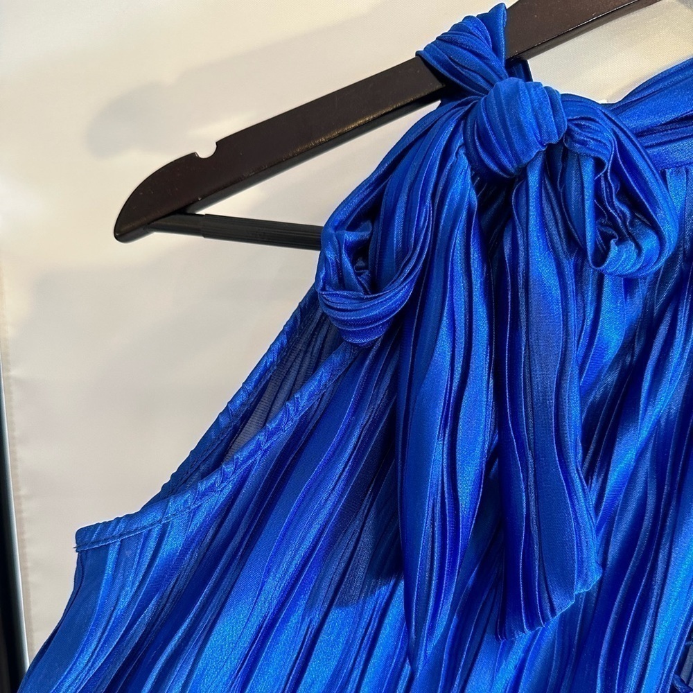 Heart Soul Womens Blouse Size M Sleeveless Halter Tie Bow Neckline Royal Blue